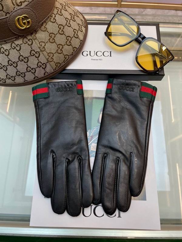 Gucci gloves 24